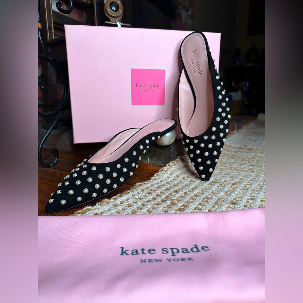 Honor Pumps Black